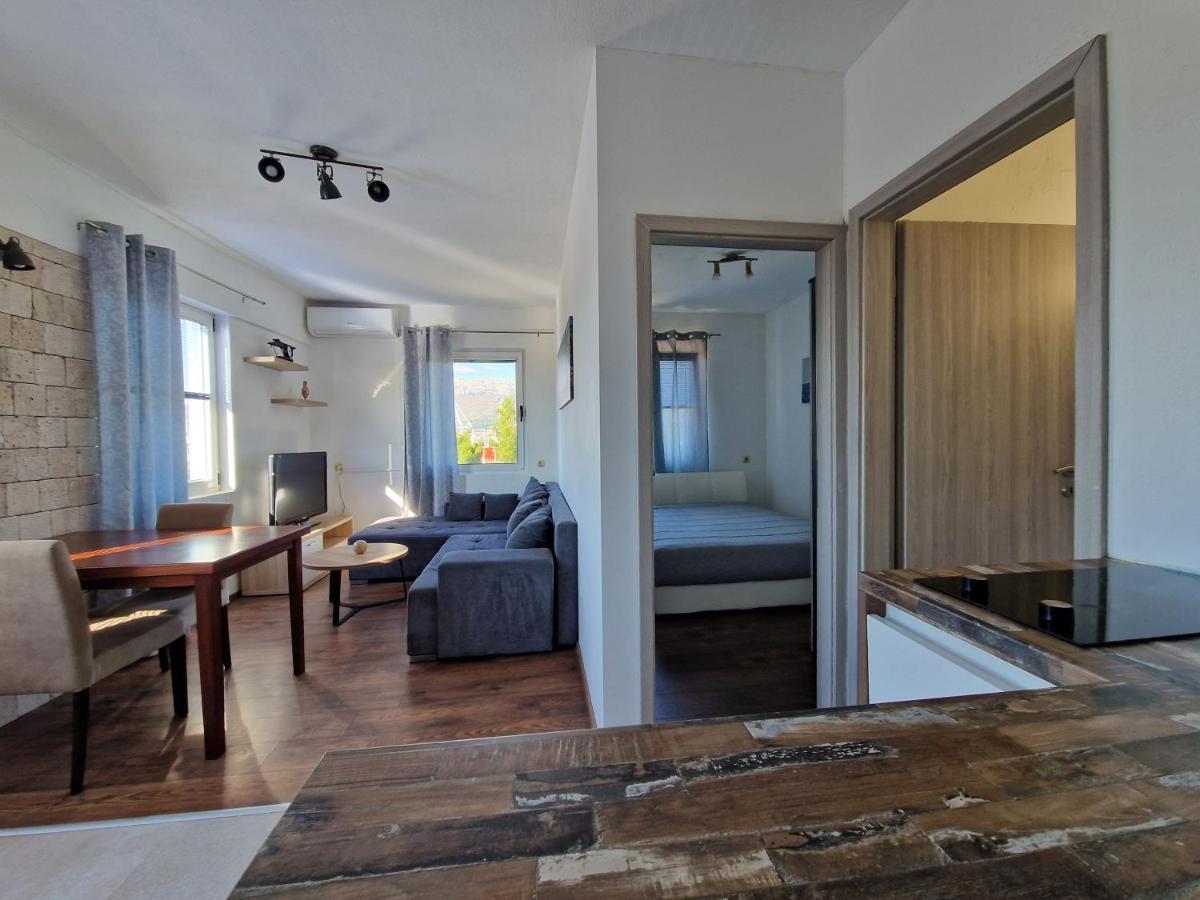 Urban Solo Suites สปลิท ภายนอก รูปภาพ